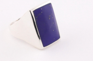 22163 Rechthoekige zilveren zegelring met lapis lazuli