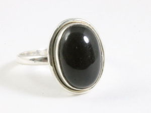 24248 Ovale zilveren ring met onyx