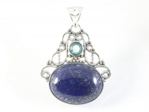 42984 Opengewerkte zilveren hanger met lapis lazuli en blauwe topaas