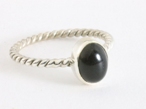 25268 Fijne zilveren ring met onyx