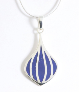 42917+HK Hoogglans zilveren hanger met lapis lazuli aan ketting