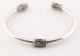 31572 Ronde zilveren klemarmband met Balinese bewerking