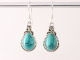 53807 Fijne bewerkte zilveren oorbellen met turkoois