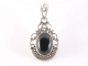 42192 Opengewerkte zilveren hanger met onyx