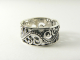 21051 Opengewerkte zilveren ring  