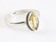 25390 Fijne bewerkte zilveren ring met citrien