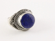 22765 Bewerkte zilveren ring met lapis lazuli