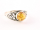 23106 Fijne opengewerkte zilveren ring met amber