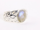 23617 Opengewerkte zilveren ring met gefacetteerde labradoriet