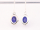 52984 Ovale zilveren oorbellen met blauwe saffier