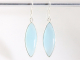 54614 Lange zilveren oorbellen met blauwe chalcedoon