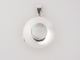 40196 Rond hoogglans zilveren medaillon met parelmoer