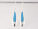 50305 Lange druppelvormige zilveren oorbellen met blauwe turkoois
