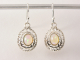 50590 Opengewerkte zilveren oorbellen met Ethiopische opaal