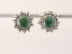 50622 Fijne bewerkte zilveren oorstekers met jade