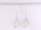 51850 Druppelvormige zilveren oorbellen met welo opaal