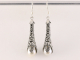 52695 Traditionele lange zilveren oorbellen met witte zoetwater parel