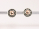54265 Fijne bewerkte zilveren oorstekers met 18k gouden decoratie