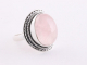 22374 Bewerkte zilveren ring met rozenkwarts