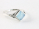 25025 Fijne bewerkte zilveren ring met blauwe chalcedoon