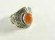 20862 Bewerkte zilveren ring met carneool  