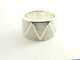 21224 Zware zilveren ring met parelmoer