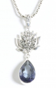 43323+HK Traditionele zilveren hanger met lotus bloem en blauwe saffier aan ketting
