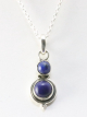 42872+HK Fijne zilveren hanger met lapis lazuli aan ketting