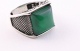 22199 Bewerkte zilveren herenring met groene onyx