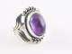 22499 Bewerkte zilveren ring met amethist