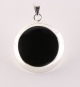 41576 Ronde hoogglans zilveren hanger met onyx