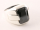 23230 Hoogglans zilveren herenring met onyx