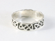 25178 Fijne zilveren ring met fantasiegravering