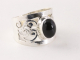 24009 Opengewerkte zilveren ring met onyx