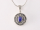 41252+HK Opengewerkte zilveren hanger met lapis lazuli en marcasiet aan ketting