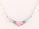 10532 Zilveren collier met veelkleurige schelp