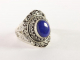 21691 Bewerkte zilveren ring met lapis lazuli